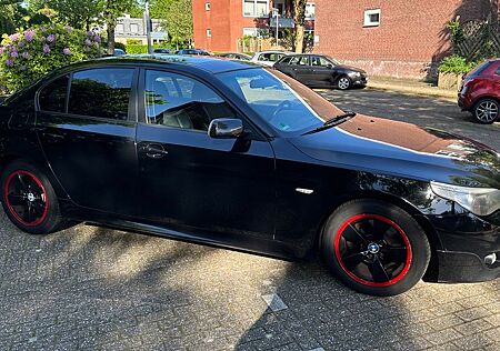 BMW 520d A - M Paket