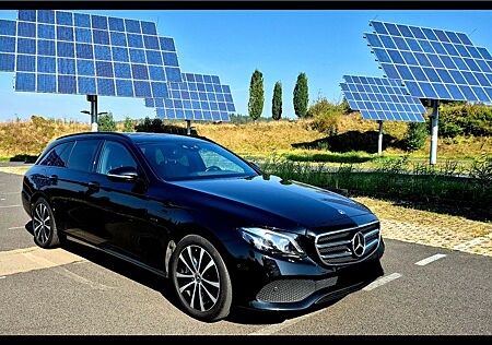 Mercedes-Benz E 300 de T 9G-Tronic "Avantgarde" Standheizung