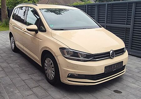 VW Touran Volkswagen Comfortline