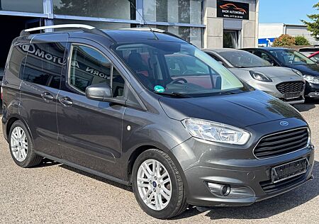 Ford Tourneo Courier Titanium