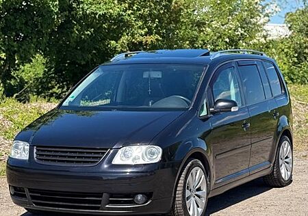 VW Touran Volkswagen 2.0 TDI DSG Highline Highline