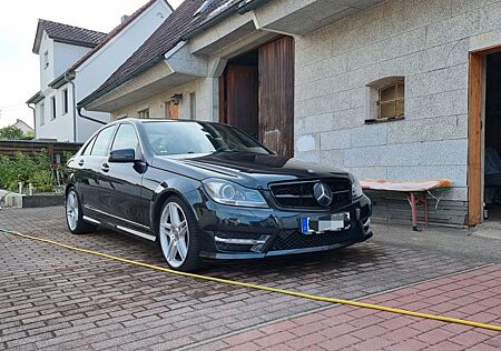 Mercedes-Benz C 350 4MATIC AVANTGARDE Autom.