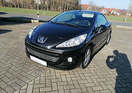 Peugeot 207 CC Premium VTi120 !!erst 18.900 km!!