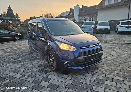 Ford Grand Tourneo Connect Titanium
