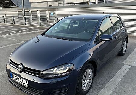 VW Golf Volkswagen 1.6 TDI DSG - LED - AHK - CarPlay