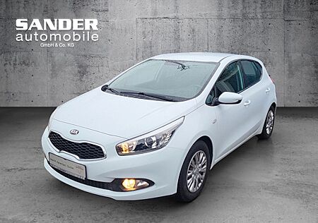 Kia Cee'd / Ceed 1.4 CVVT Attract