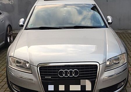 Audi A8 3.0 TDI tiptronic quattro -