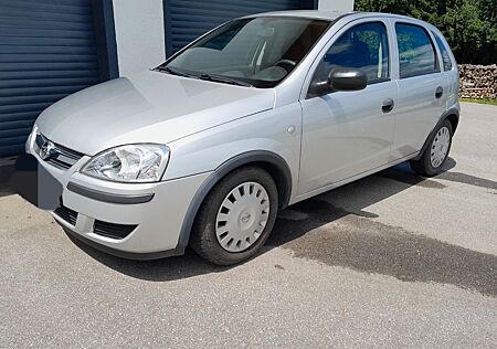 Opel Corsa 1.2 -