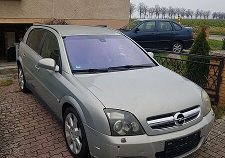 Opel Signum 2.2 Direct -