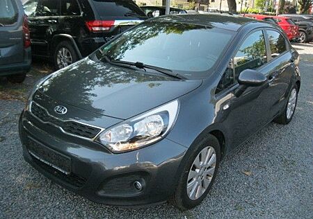 Kia Rio Dream Team