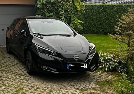 Nissan Leaf 62KWH e+ N-CONNECTA Winterpaket Facelift