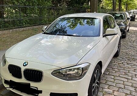 BMW 114i -