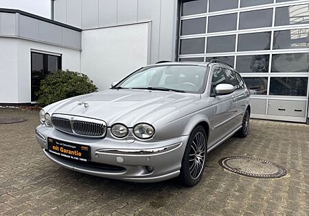 Jaguar X-Type Estate 3.0 V6 Executive / Allr / Schiebd.