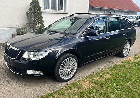 Skoda Superb Combi Ambition 4x4 MEMORY NAVI
