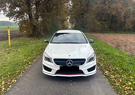 Mercedes-Benz CLA 250 DCT 4MATIC AMG Line AMG Line