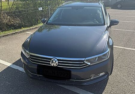 VW Passat Variant Volkswagen Passat B8 Variant Kombi 2.0 TDI