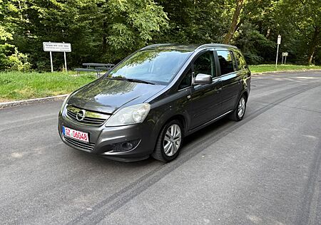 Opel Zafira 1.8 Design Edition Easytronic