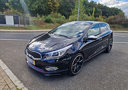 Kia Cee'd / Ceed 1.6 GDI GT Platinum Edition