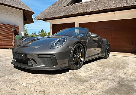 Porsche 991 Speedster Lift LED Bose 24KM NEUWERTIG