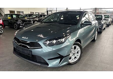 Kia Cee'd Sportswagon Ceed_sw 1.5 T-GDI AHK Navi LED Kamera DAB CarPla