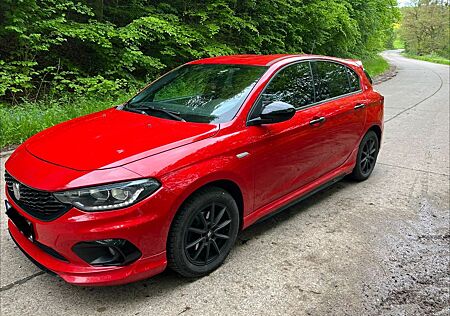 Fiat Tipo 1.6 MultiJet SPORT DCT SPORT