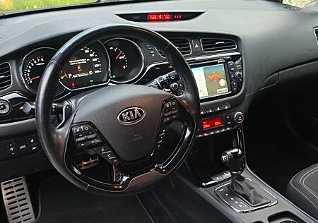 Kia Cee'd gebraucht kaufen Kia Cee'd / Ceed 1.6 GDI Spirit Direktschaltgetr...