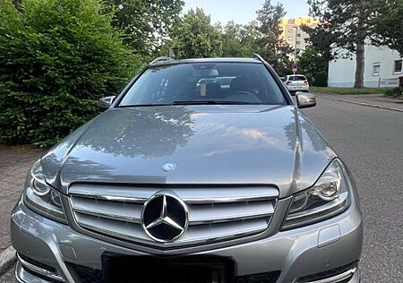 Mercedes-Benz C 220 CDI W204