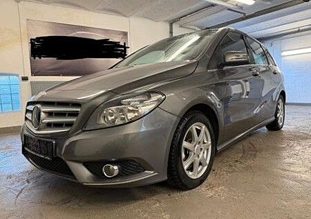 Mercedes-Benz B 180 BlueEFFICIENCY Sports Tourer
