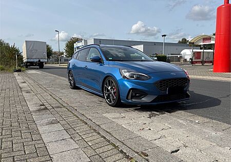 Ford Focus 2,3 EcoBoost ST Turnier ST