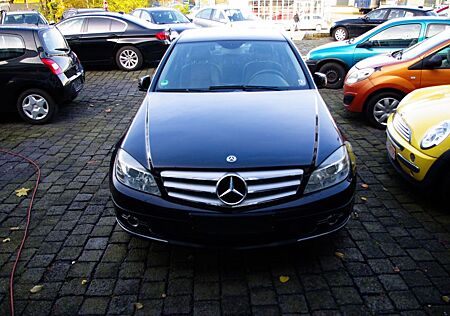 Mercedes-Benz C 200 C -Klasse Lim. CGI BlueEfficiency