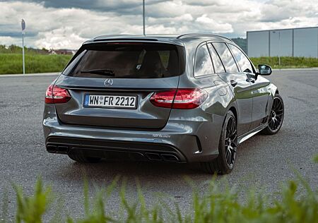 Mercedes-Benz C 63 AMG Mercedes-AMG C 63 T S Mercedes-AMG S