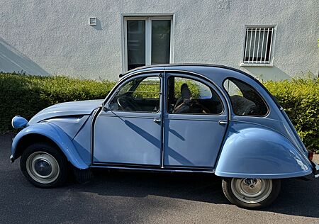 Citroën 2 CV Ente Oldtimer TOP Zustand