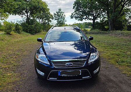 Ford Mondeo gebraucht kaufen Ford Mondeo 2,0 EcoBoost Ghia Turnier PowerShift Ghia