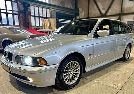 BMW 530dA touring Kombi E39 Scheckheft 2.Hand! Top.