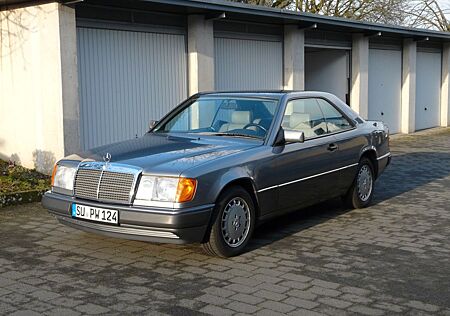 Mercedes-Benz 300 CE-24 Coupe