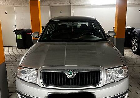 Skoda Superb 2.0 TDI PD DPF Classic Classic