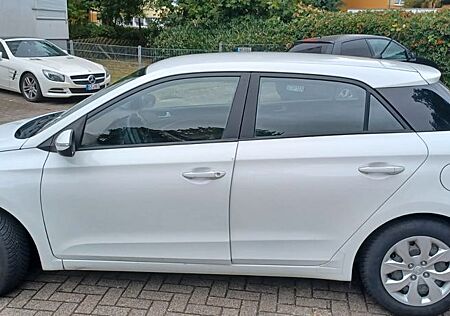 Hyundai i20 1.2 55kW blue Classic Classic