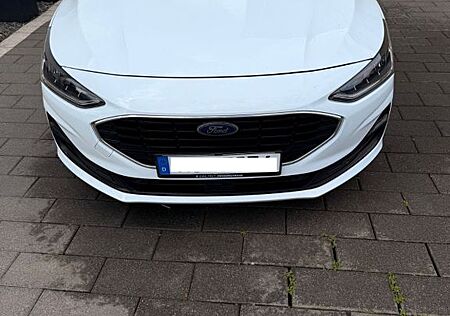 Ford Focus 1,0 EcoBoost 74kW Cool & Connect Turni...