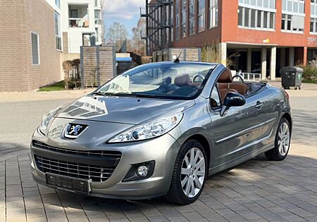 Peugeot 207 CC Platinum*LEDER *TÜV NEU*Inspektion NEU*