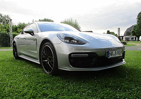 Porsche Panamera 4 E-Hybrid Sport-Design-Paket