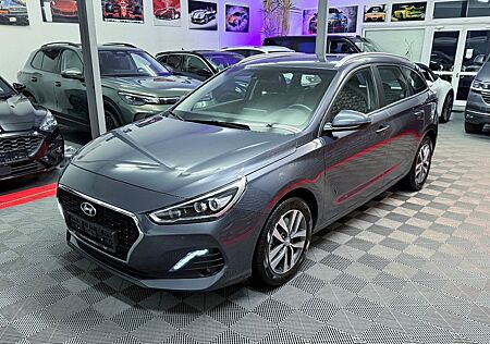 Hyundai i30 1.4 T-GDI Kombi, Bi-Xenon, Kam, Navi, AppCo