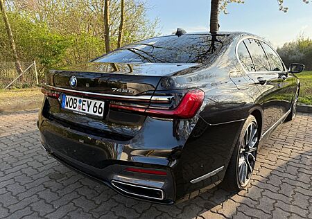 BMW 745e MSportp.H/KSound-Laser-20Zoll-Sitzlüftung