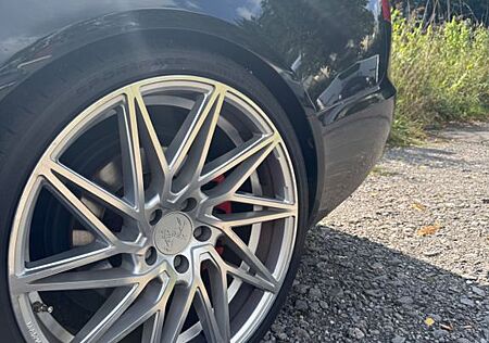 Audi A6 3.2 FSI tiptronic quattro -