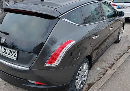 Lancia Delta 1.4 MultiAir Silver Start&Stopp Silver