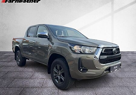 Toyota Hilux 2,8 Double Cab Comfort 4x4 inkl. AHK