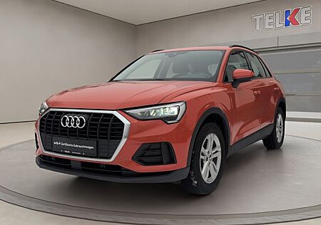 Audi Q3 35 TFSI basis / AHK