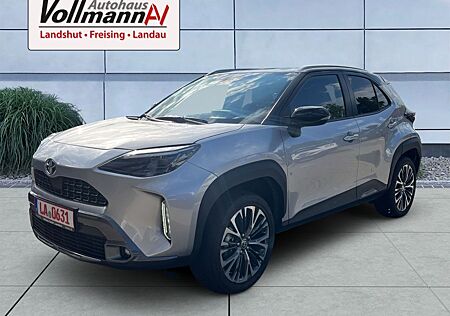 Toyota Yaris Cross Hybrid AWD-i Premiere Edition