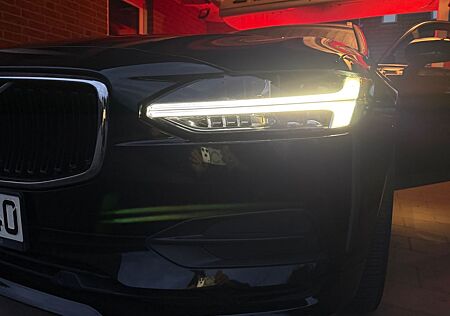 Volvo V90 D4 AWD Momentum Geartronic Momentum