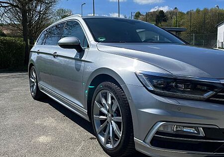 VW Passat Variant Volkswagen R-Line 2.0 TDI