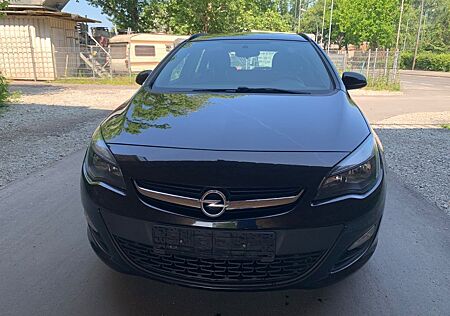 Opel Astra J Sports Tourer Edition